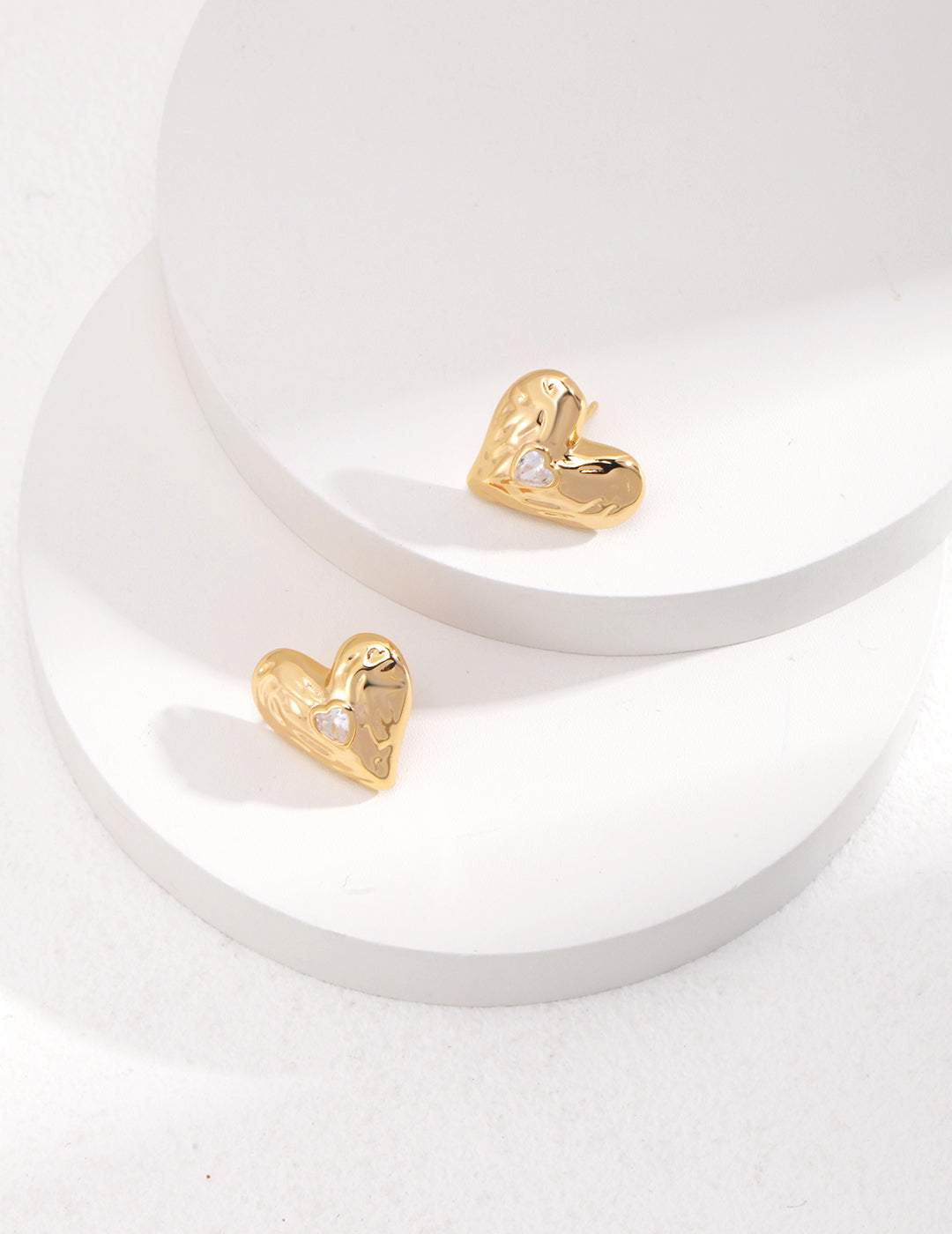 R01134 Sterling Silver Heart Earrings