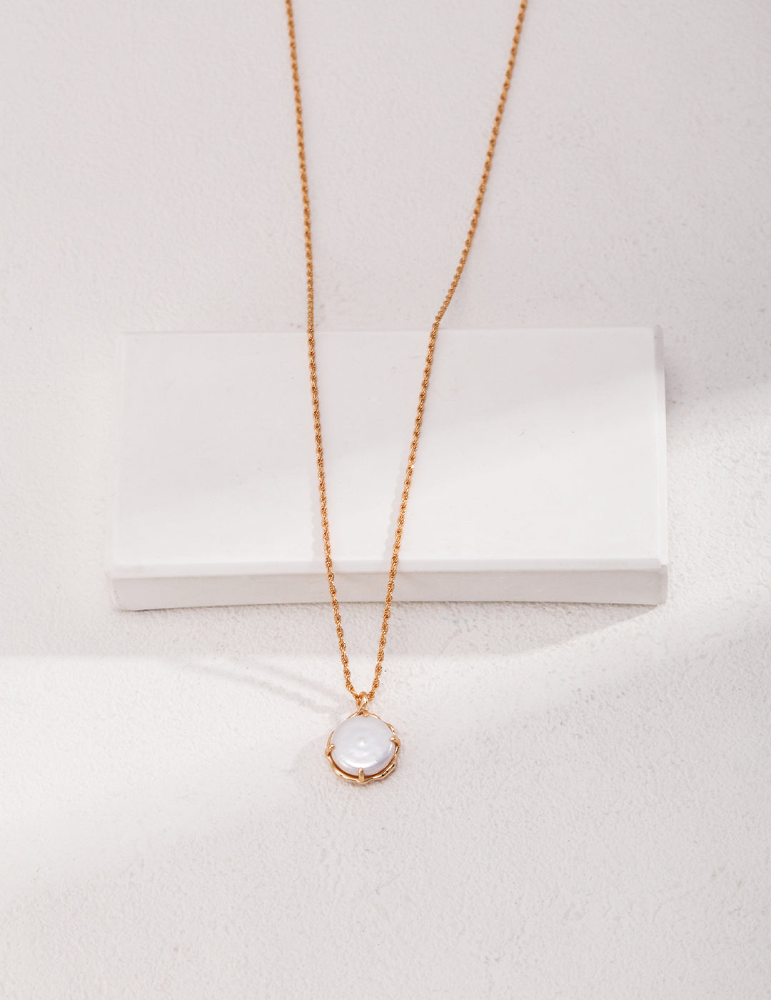 V0476 Natural Pearl Necklace