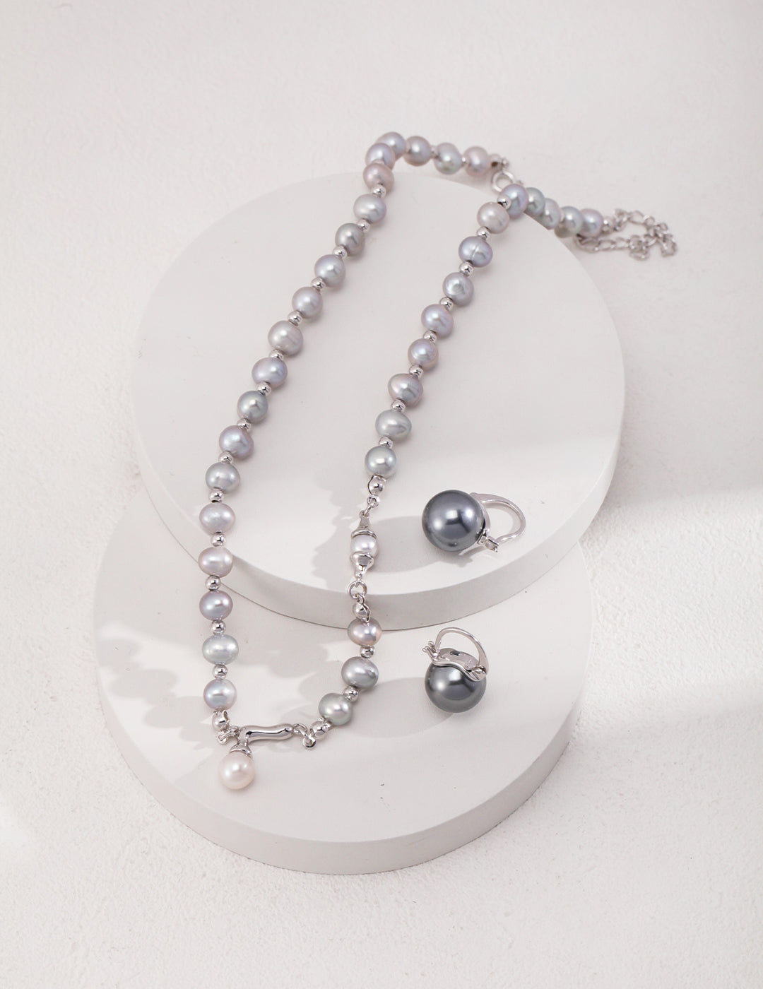 V0479 Sterling Silver Pearl Necklace
